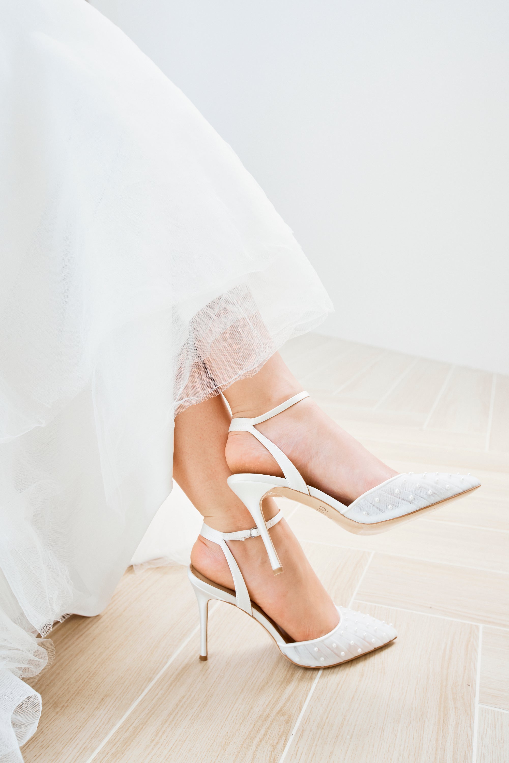 Chantelle Pearl - White Tulle Point with Handsewn Pearls