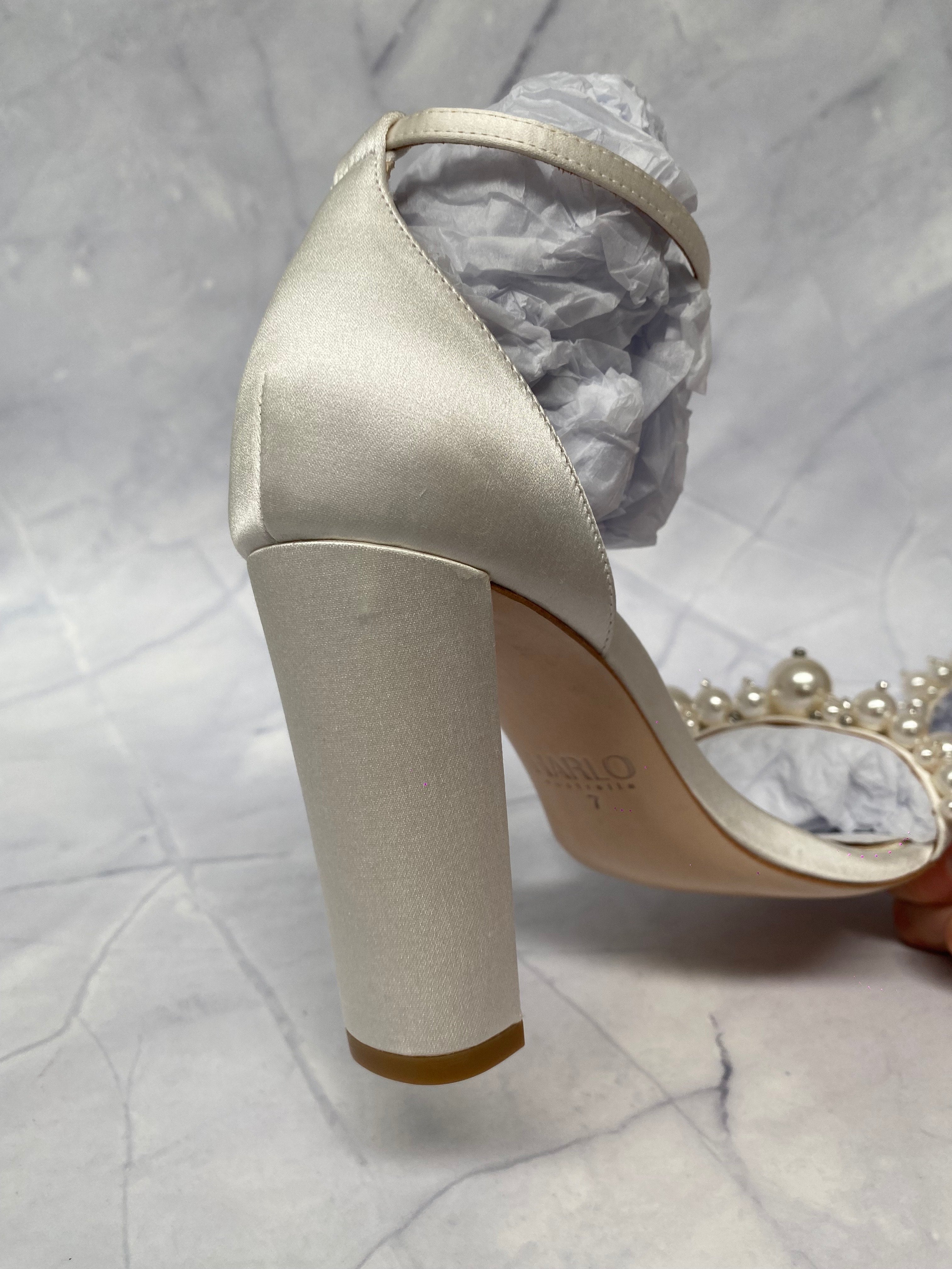 FINAL SALE OUTLET - Charlotte- White - Size 7