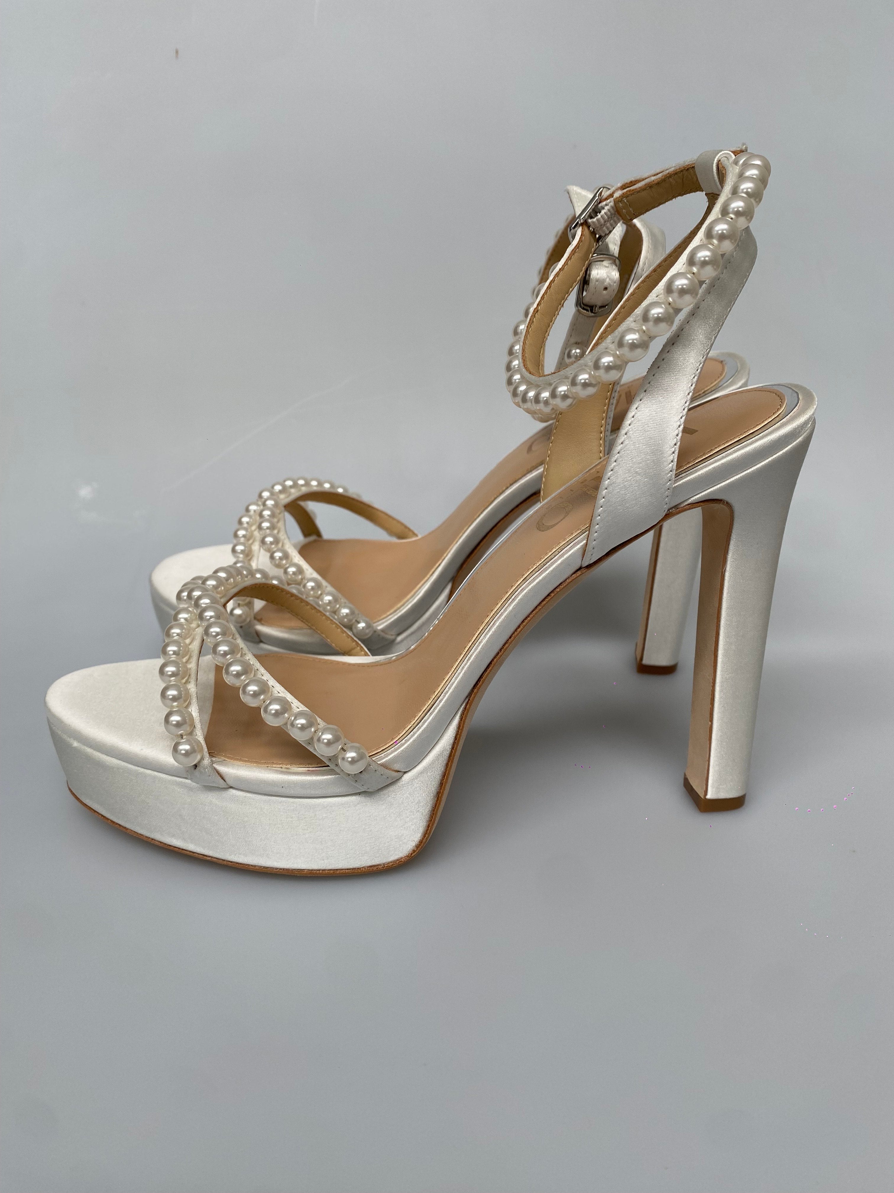 OUTLET - Eva- White- Size 8