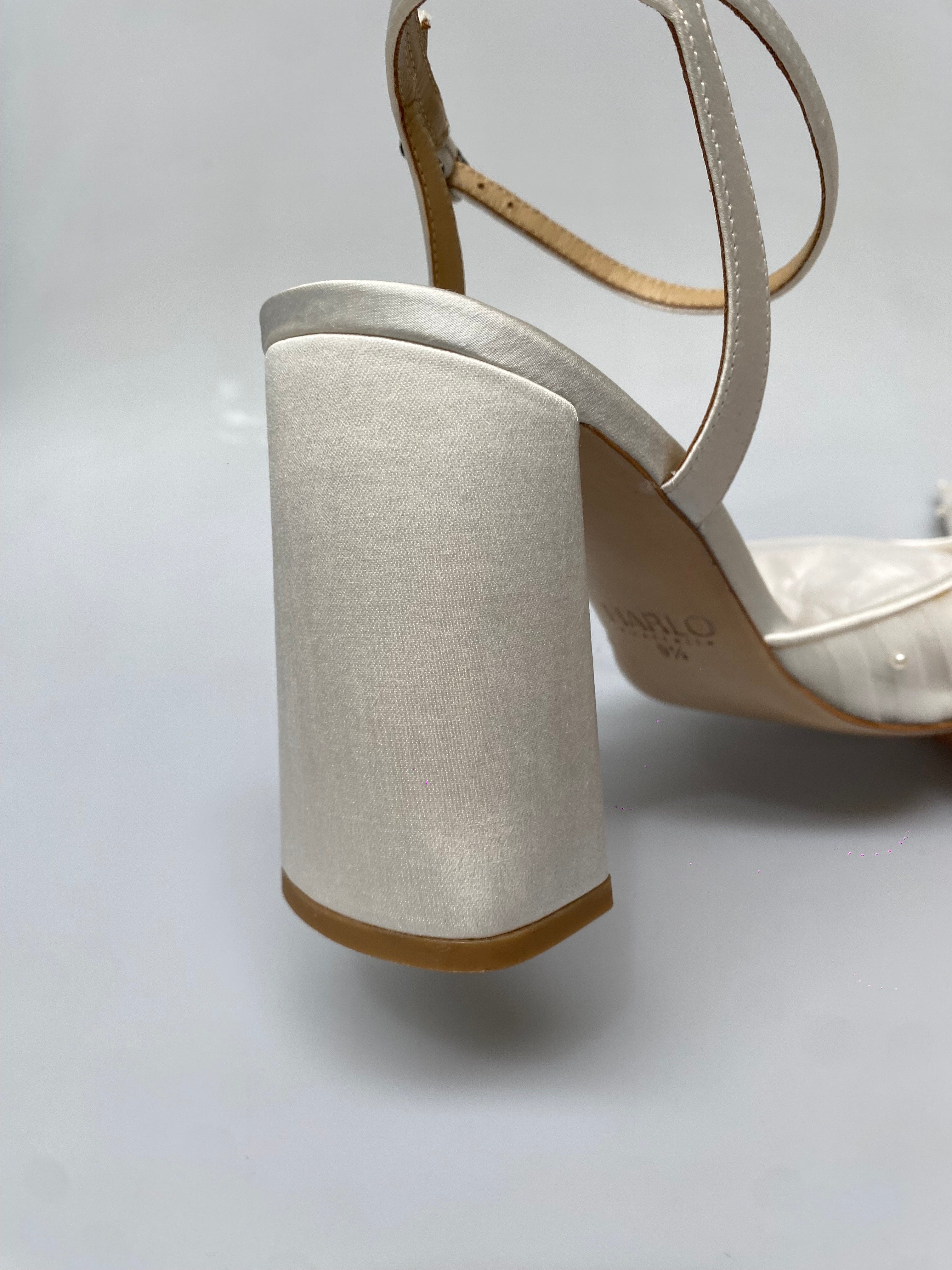 OUTLET - Elle - White - Size 9.5