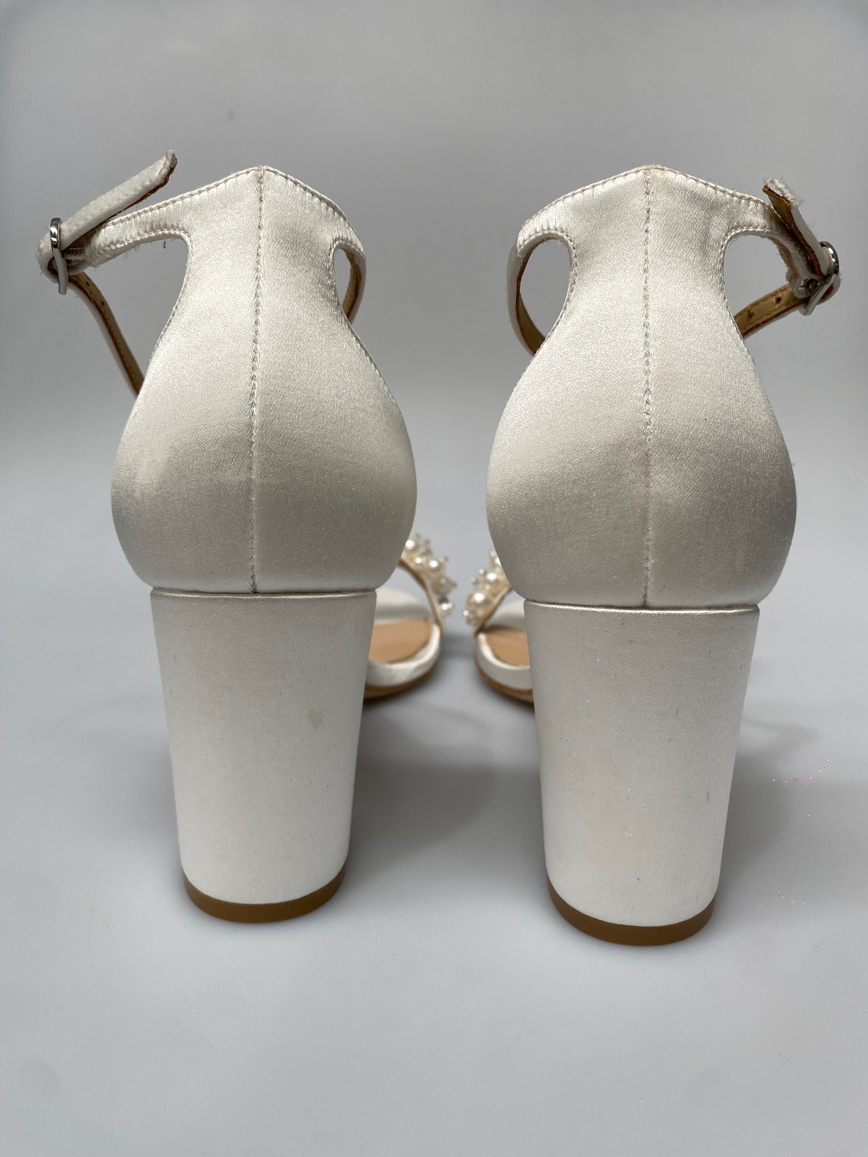 OUTLET - Charli - White - 9