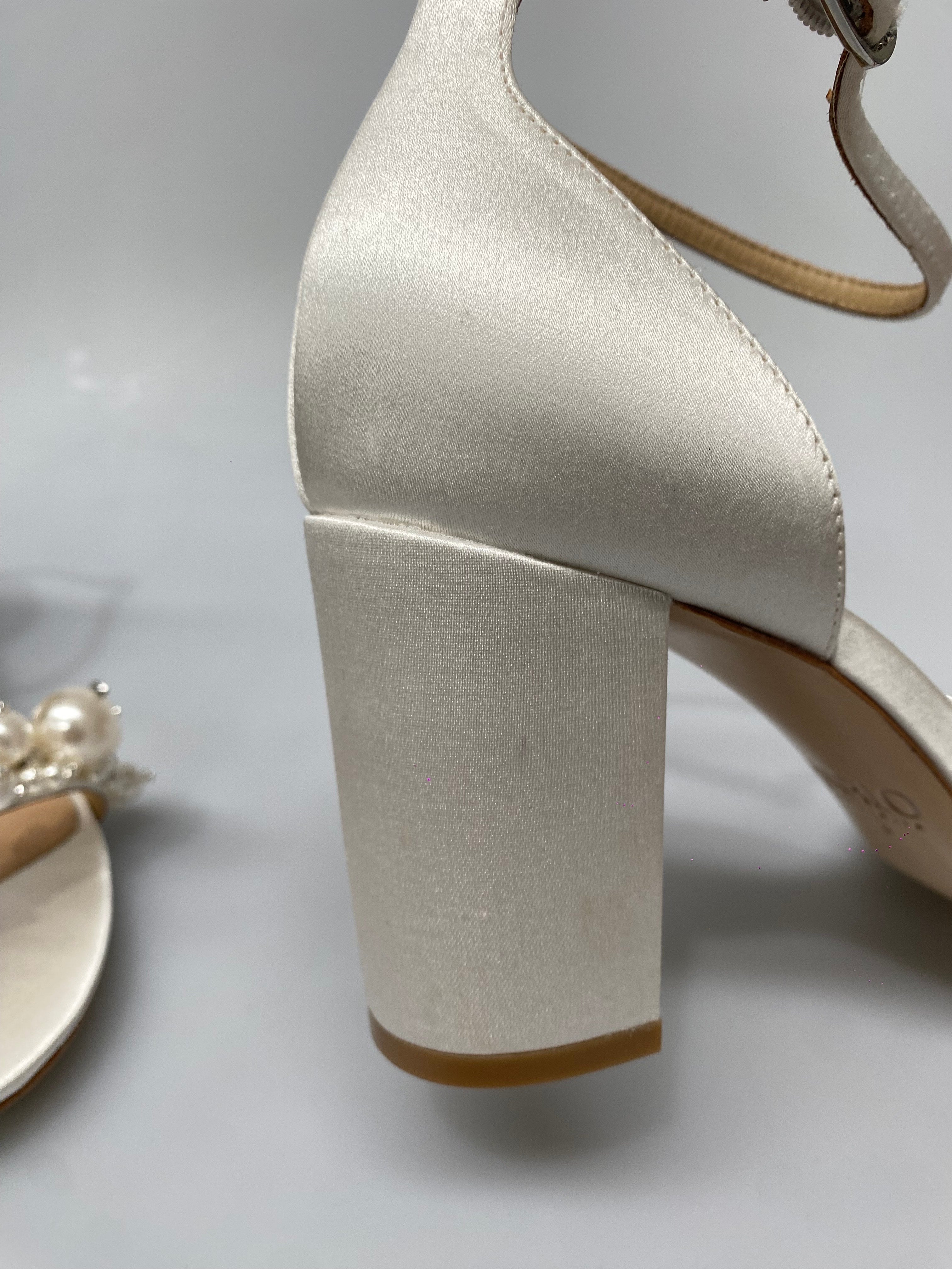 OUTLET - Charli - White - 9