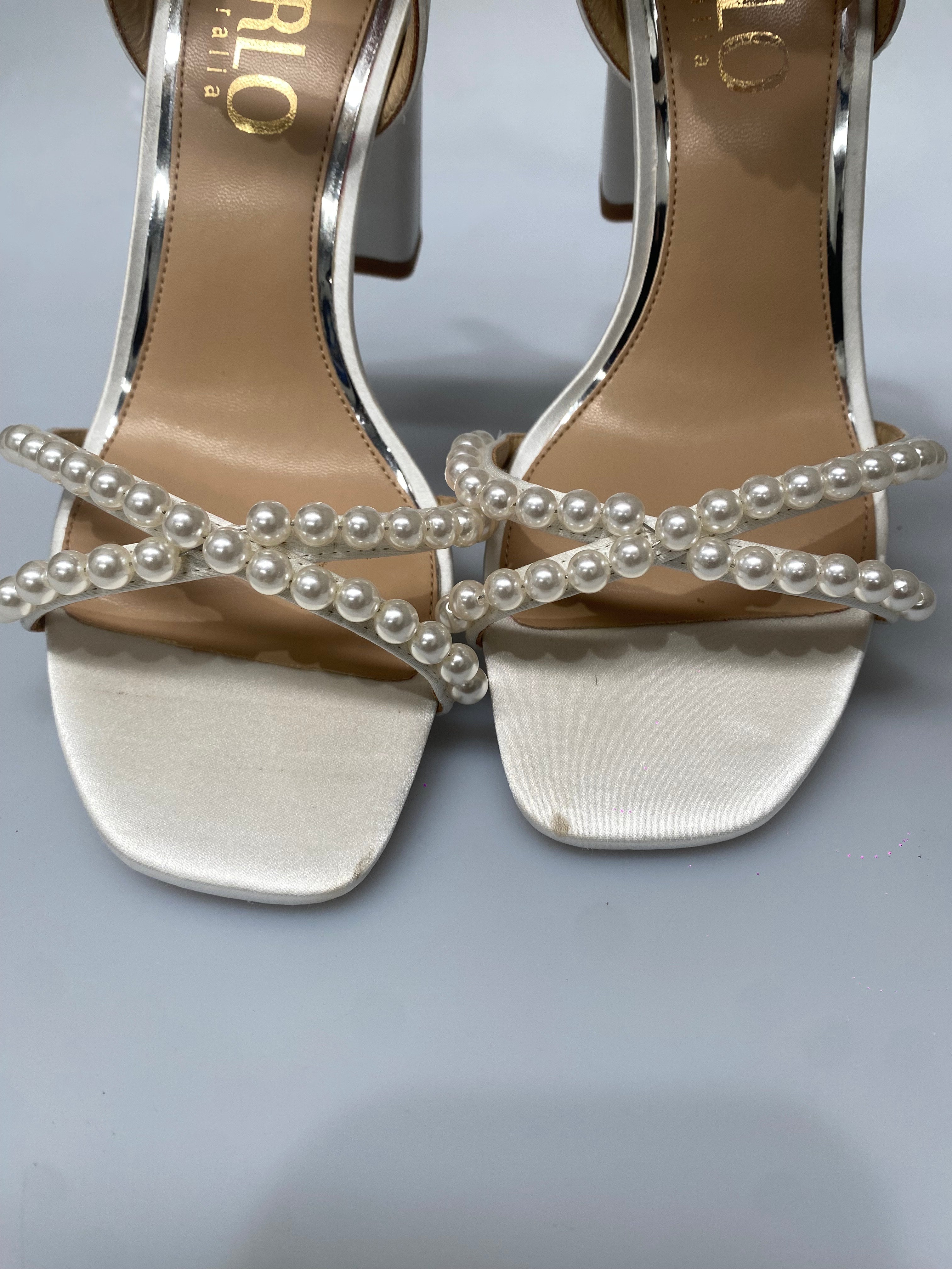 OUTLET - Evie - White - Size 7