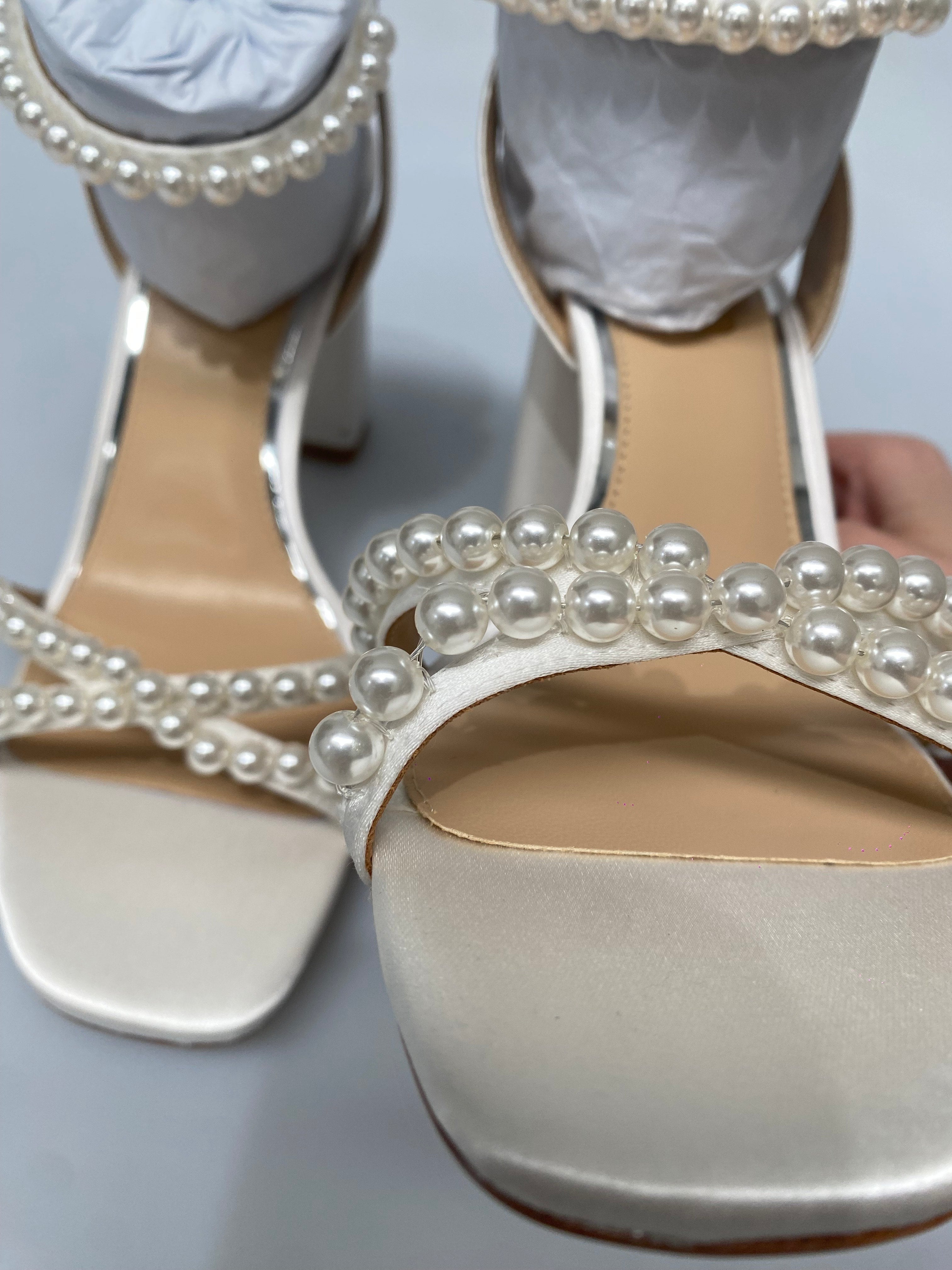 FINAL SALE OUTLET - Evie - White - Size 7