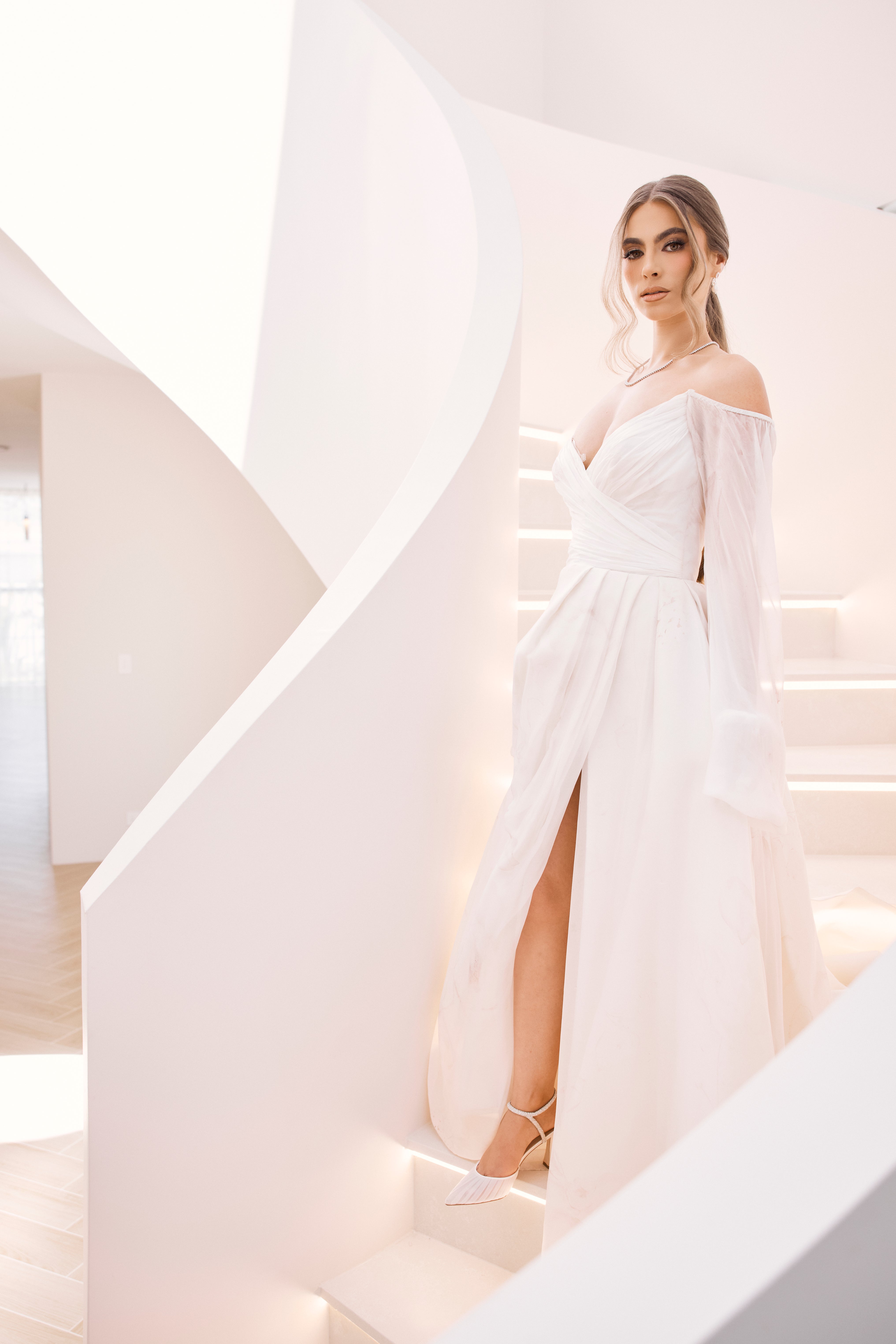 Georgia Pearl - White Tulle Point with Crystal and Pearl Strap