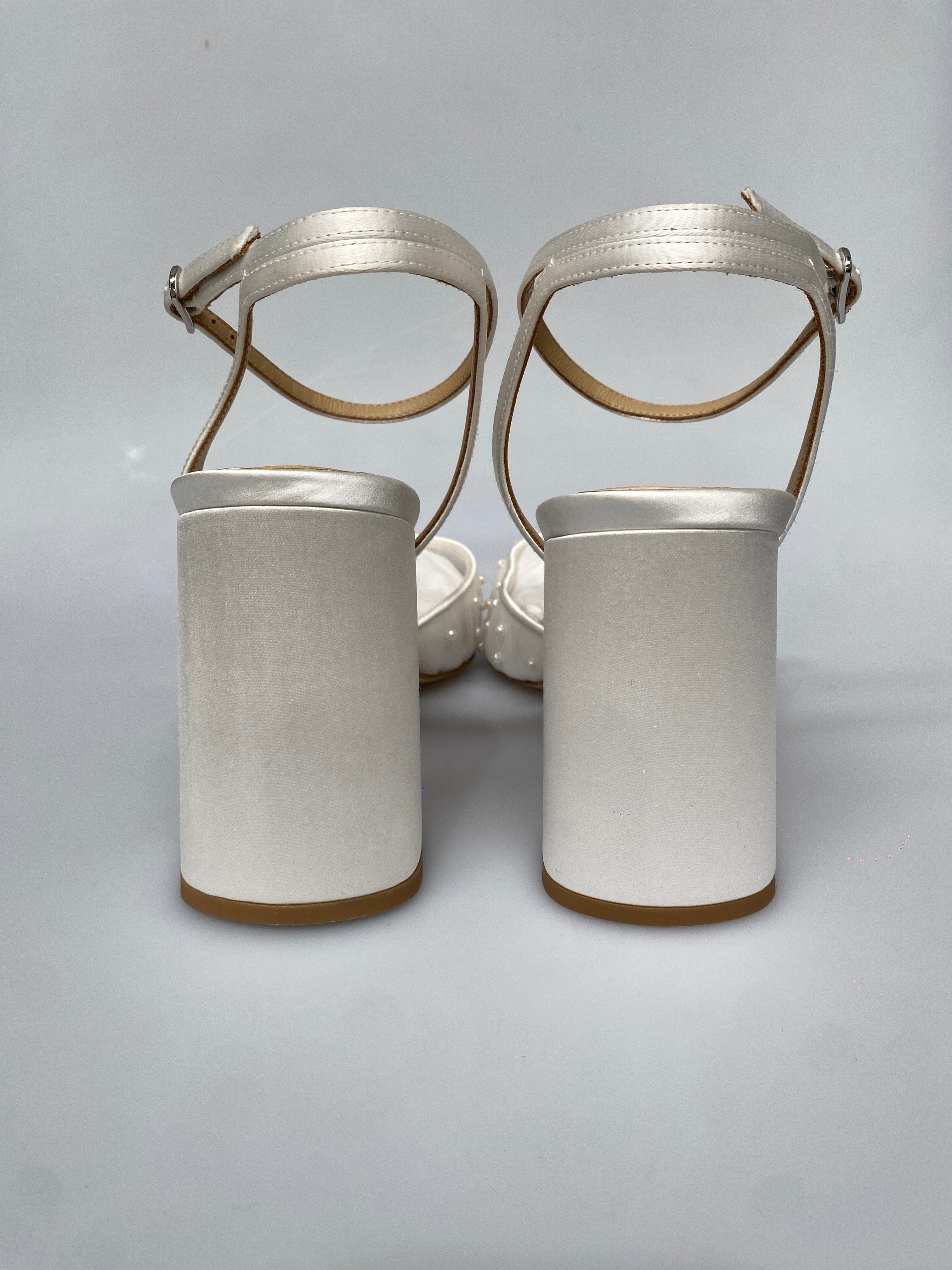 OUTLET- Elle - White - 9.5