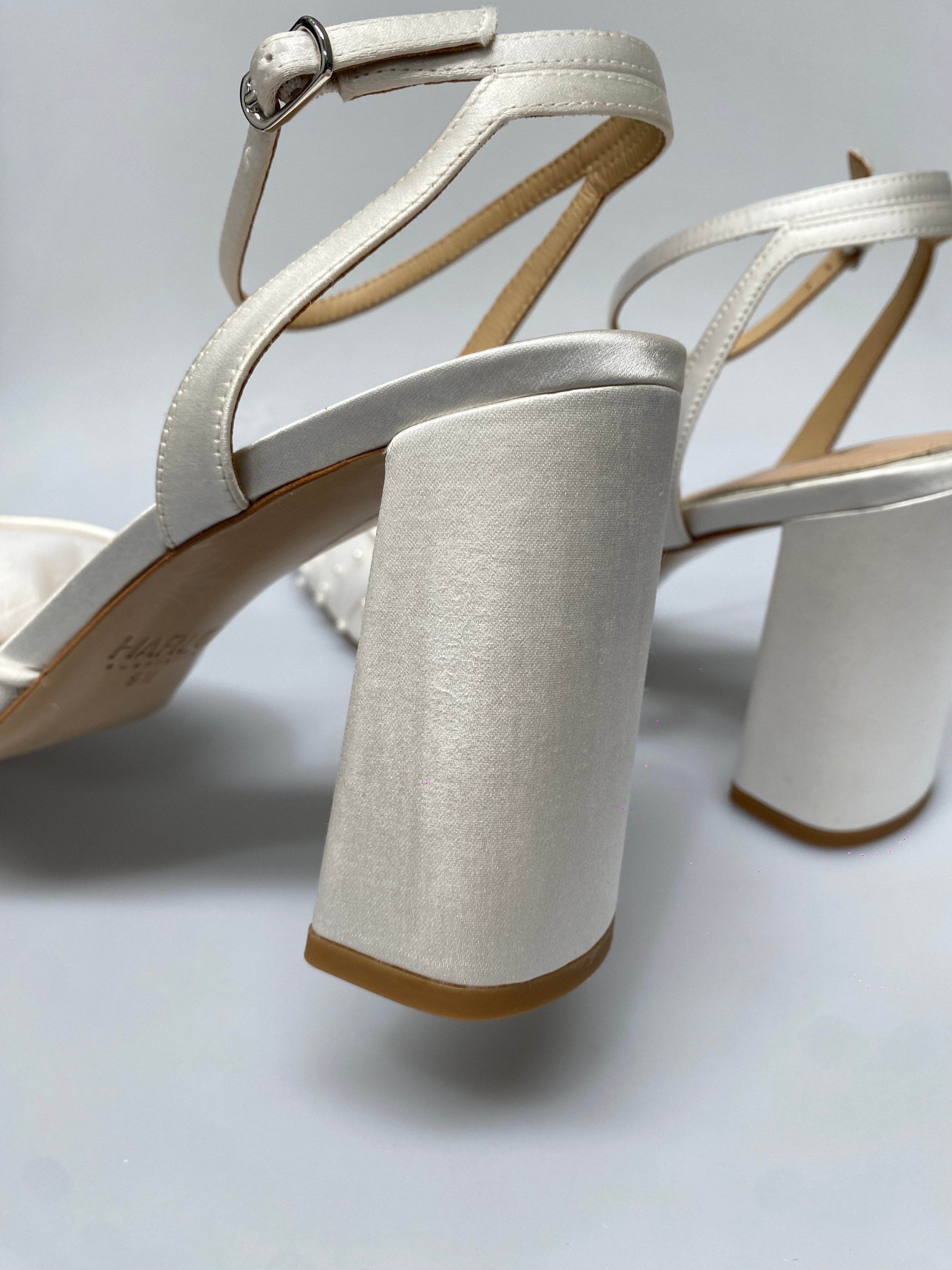 OUTLET - Elle - White - Size 9.5