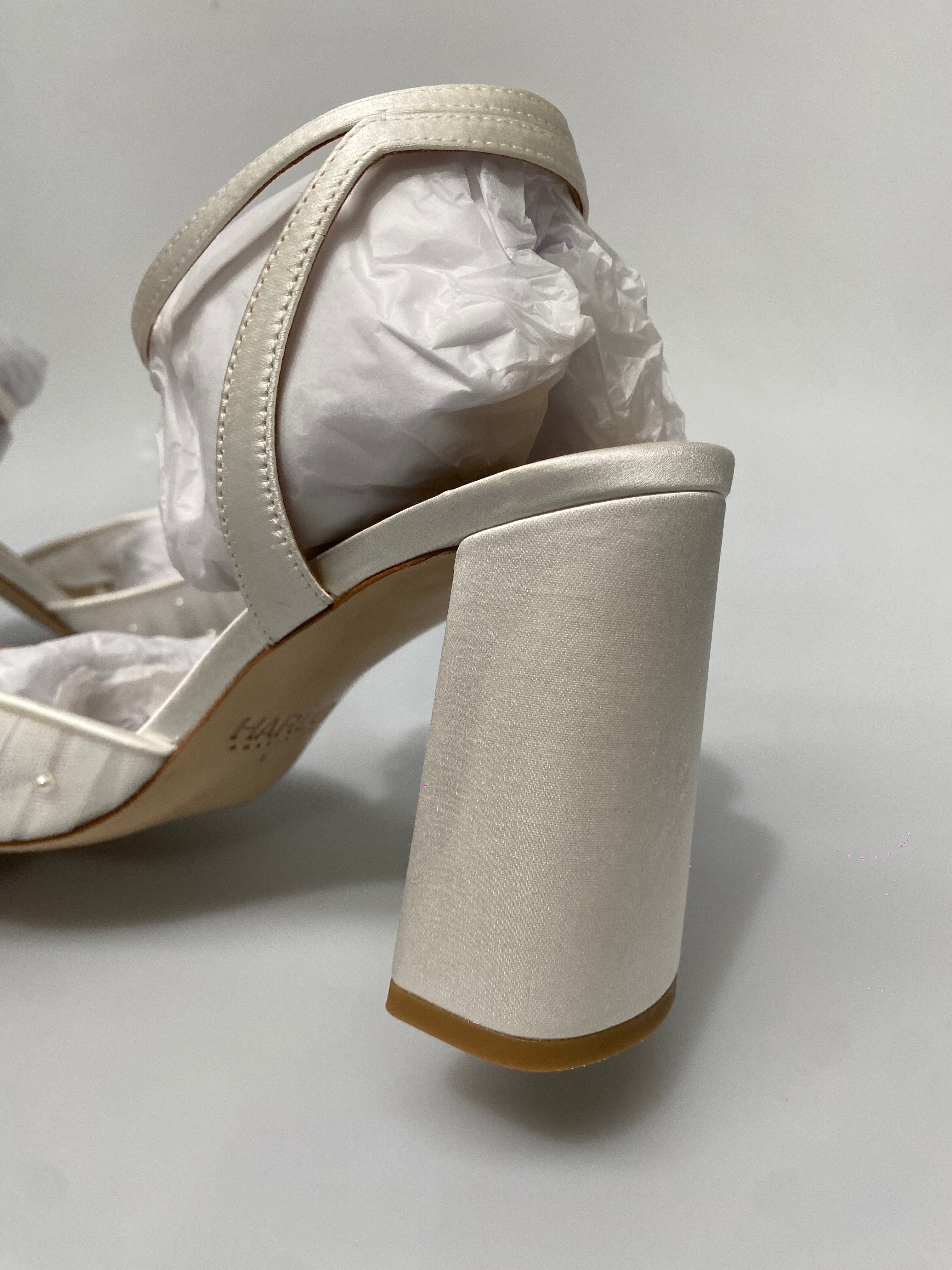 OUTLET - Elle - White - Size 9