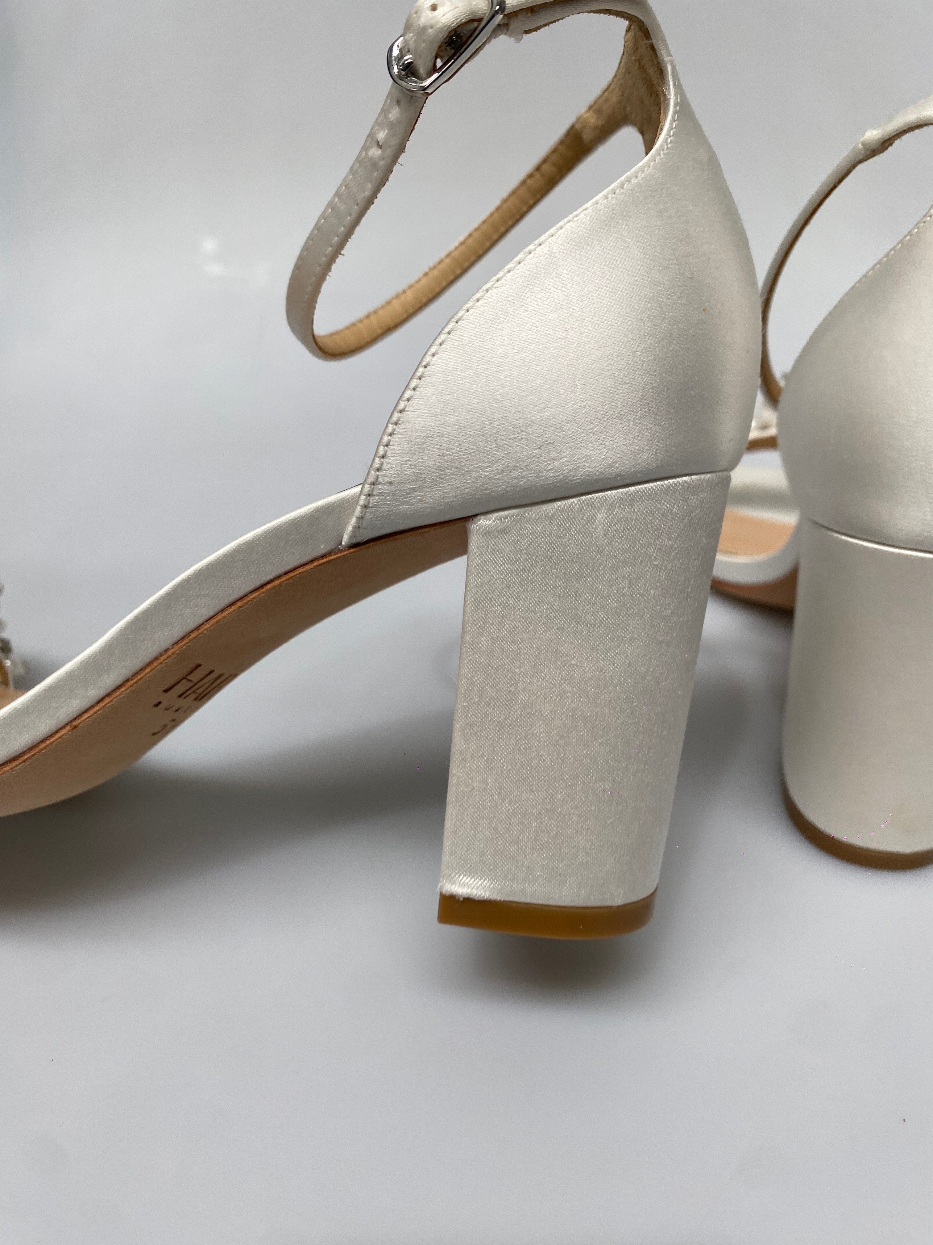 FINAL SALE OUTLET - Charli - White - Size 5.5