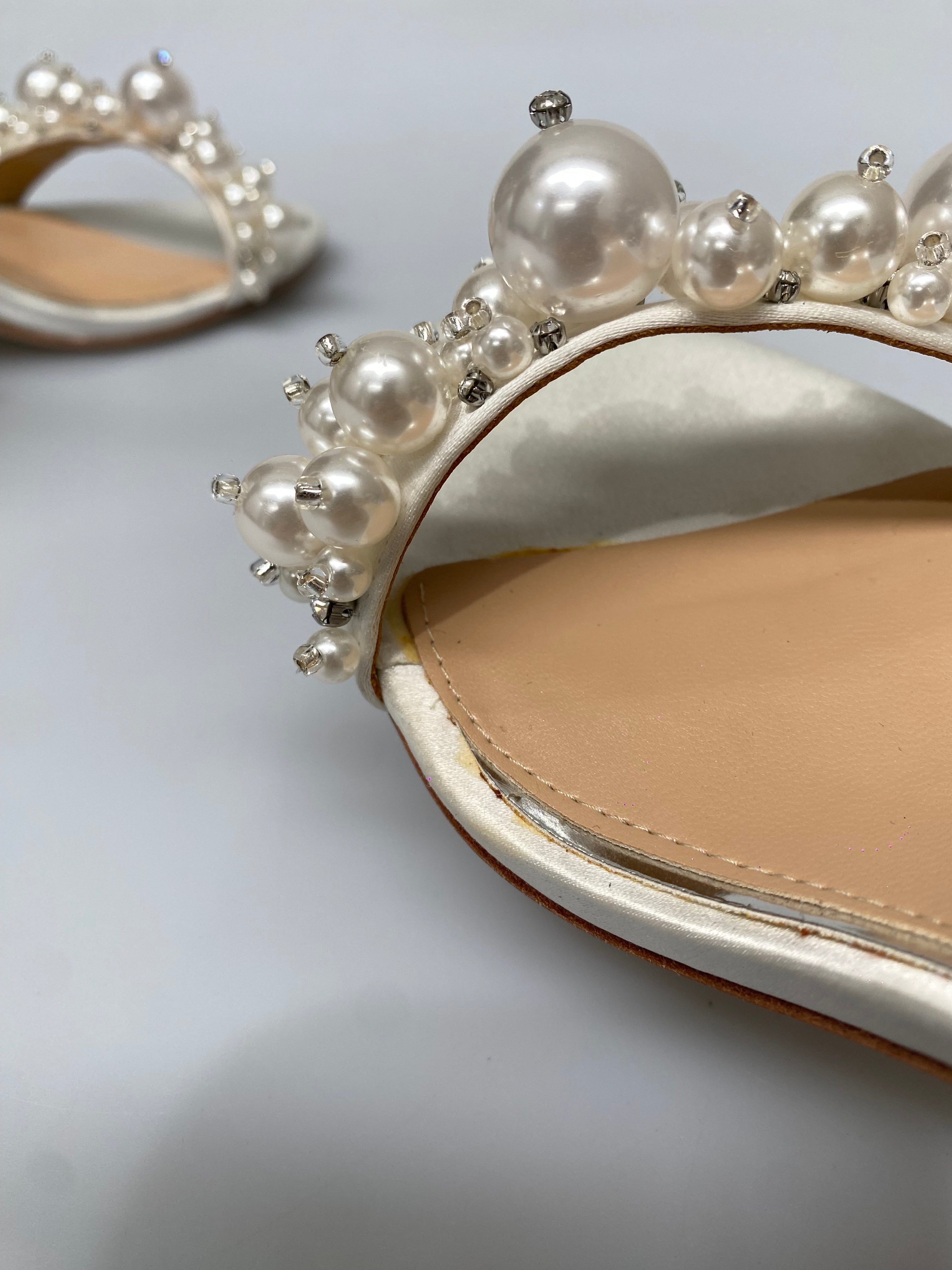 FINAL SALE OUTLET - Charli - White - Size 5.5