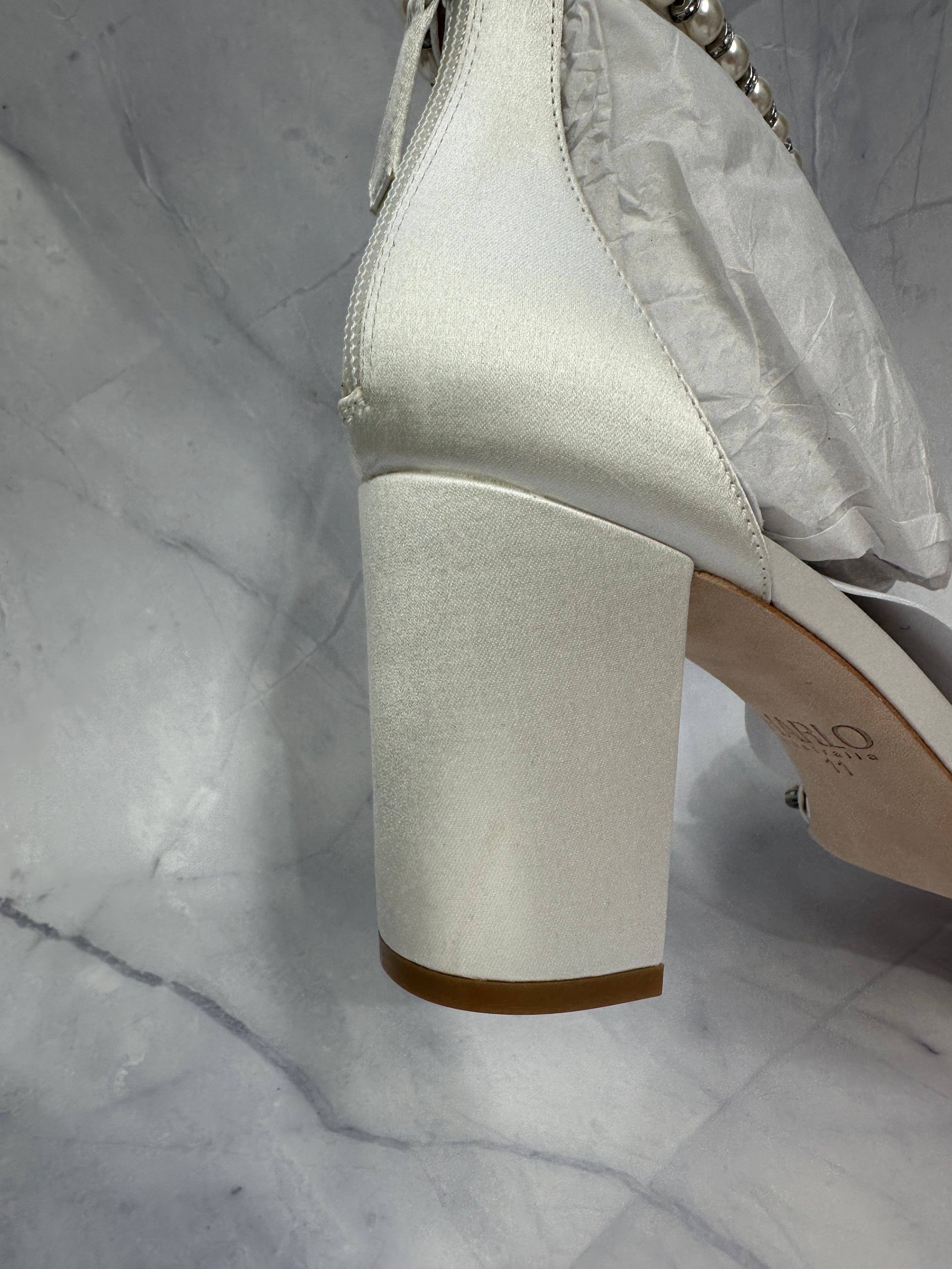 FINAL SALE OUTLET - Alexene - White - Size 11